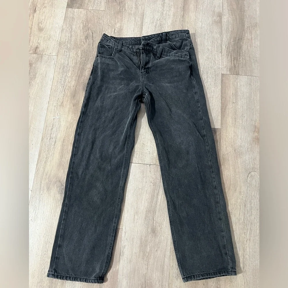 Crisscross Waist 90s Fit Jeans - Picture 1 of 9